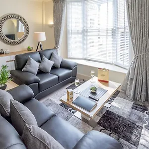 https://centurion-square-apartments.yorkshirehotels.net